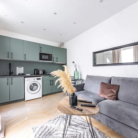 4 Stars In , Near Paris 17th District * Levallois-Perret